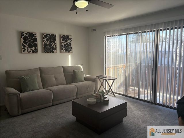 802 Lindsey Court, Evesham, NJ 08053