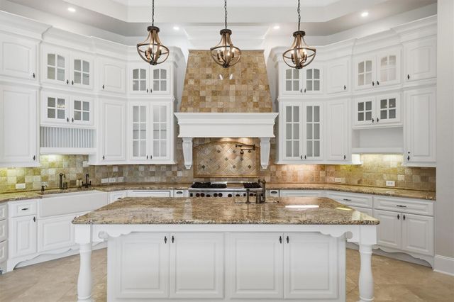 70 Quail Rock Place, The Woodlands, TX 77381