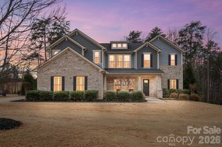 237 S San Agustin Drive, Mooresville, NC 28117