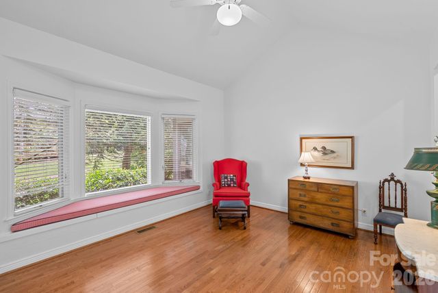 62 Pinnacle Point, Asheville, NC 28805