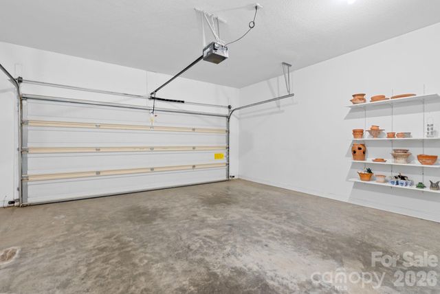 62 Pinnacle Point, Asheville, NC 28805