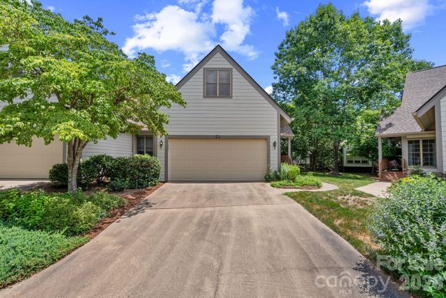 62 Pinnacle Point, Asheville, NC 28805