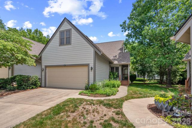 62 Pinnacle Point, Asheville, NC 28805