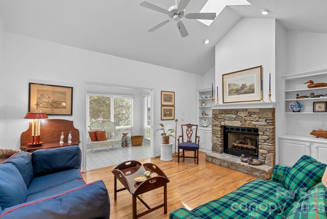 62 Pinnacle Point, Asheville, NC 28805