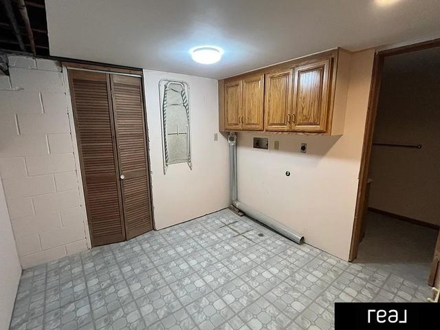 2115 S 48th Avenue, Omaha, NE 68106