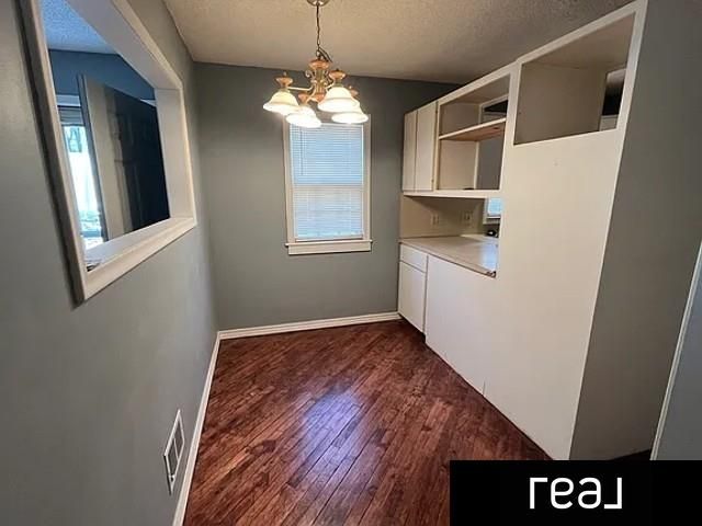 2115 S 48th Avenue, Omaha, NE 68106