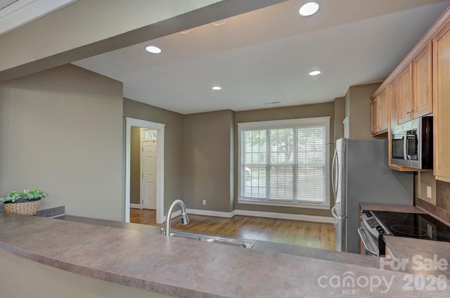 903 White Point Drive, Huntersville, NC 28078