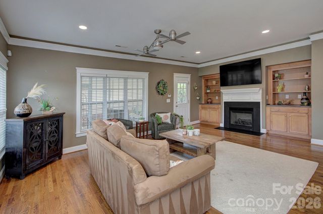 903 White Point Drive, Huntersville, NC 28078