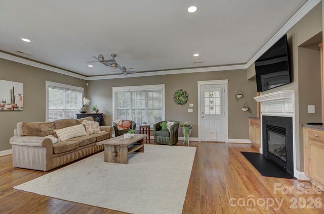 903 White Point Drive, Huntersville, NC 28078