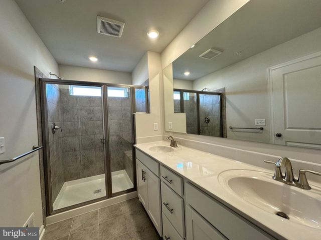 10983 BARNARD PL, White Plains, MD 20695