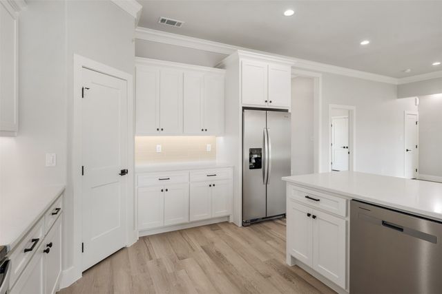 505 Limestone Circle, Mabank, TX 75147