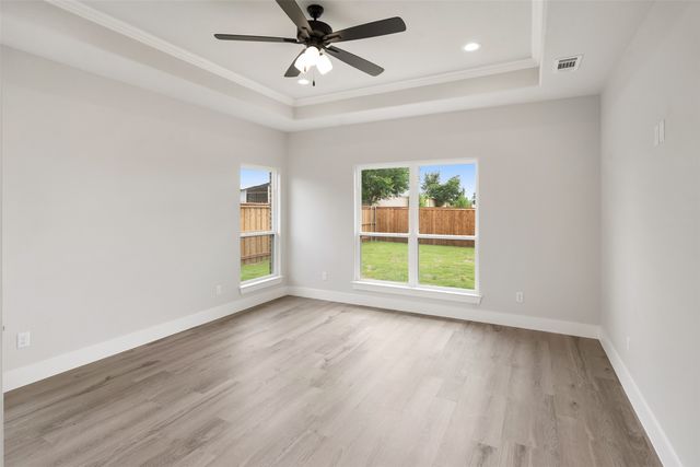 505 Limestone Circle, Mabank, TX 75147