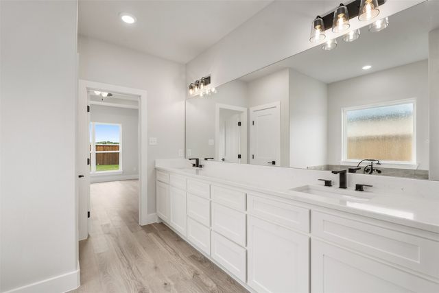 505 Limestone Circle, Mabank, TX 75147
