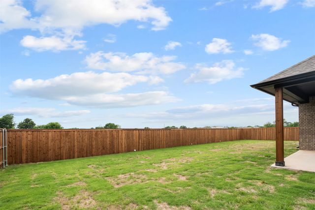 505 Limestone Circle, Mabank, TX 75147