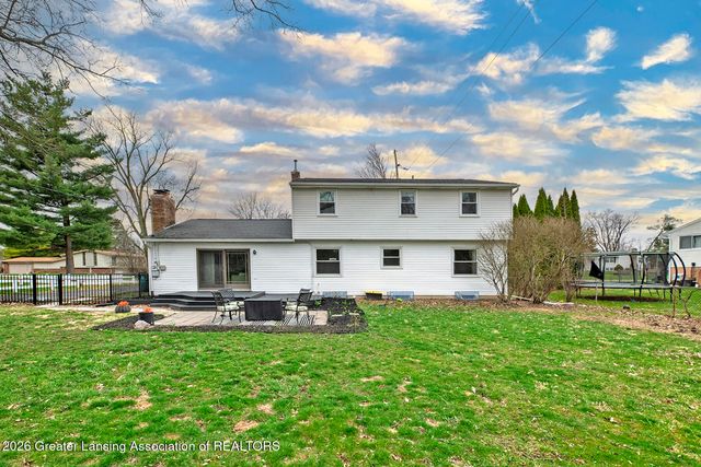 1774 Woodside Drive, East Lansing, MI 48823