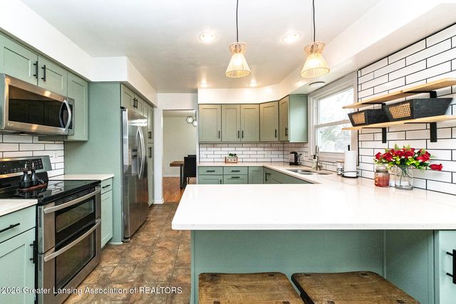 1774 Woodside Drive, East Lansing, MI 48823