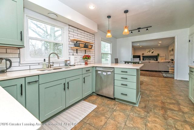 1774 Woodside Drive, East Lansing, MI 48823