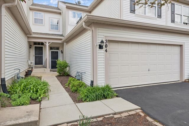 304 Grand Ridge Road 304, St. Charles, IL 60175
