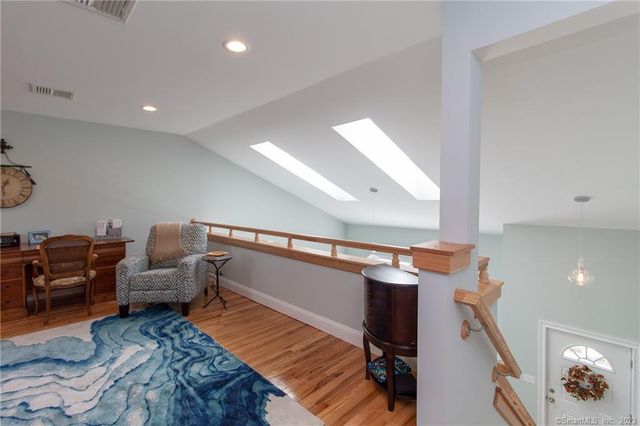 29 Gaby Lane, Naugatuck, CT 06770