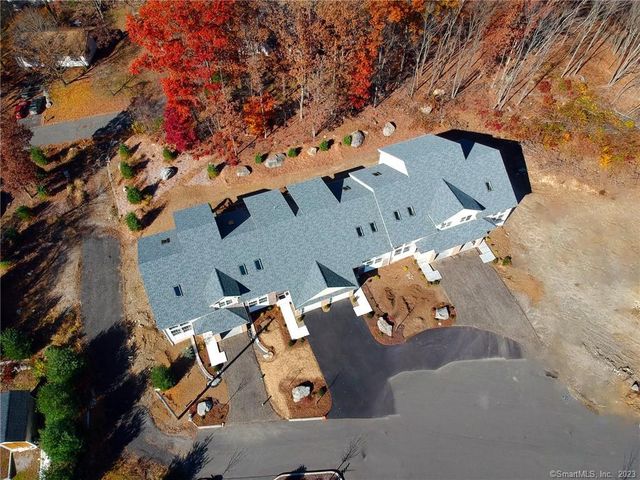 29 Gaby Lane, Naugatuck, CT 06770