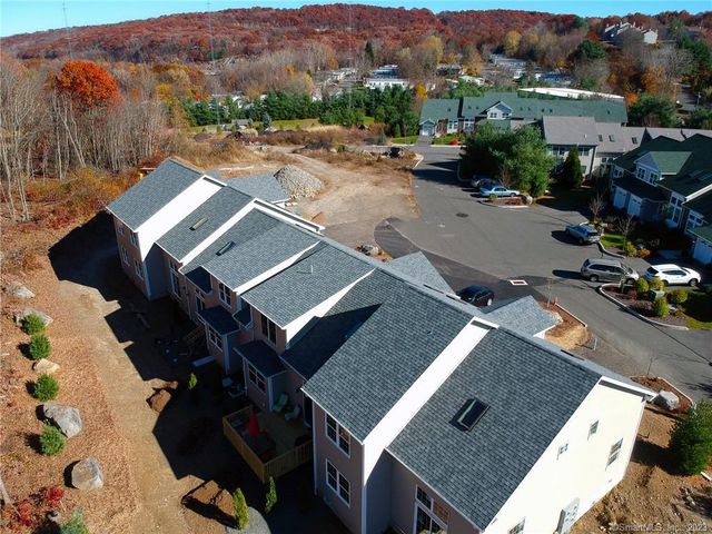 29 Gaby Lane, Naugatuck, CT 06770