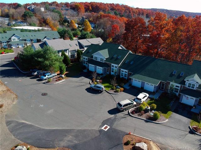 29 Gaby Lane, Naugatuck, CT 06770