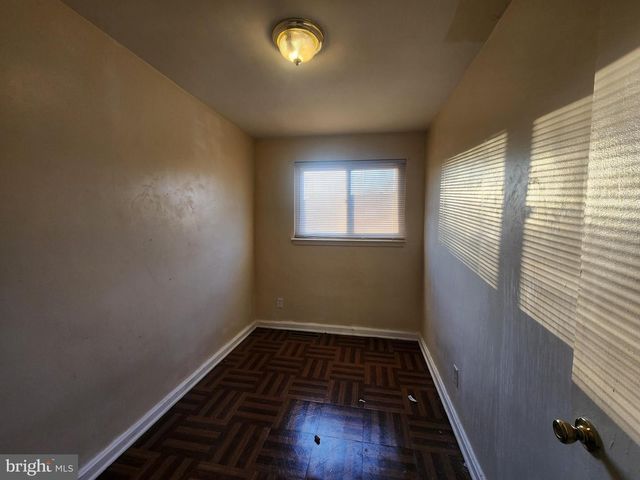 2538 LOYOLA NORTHWAY, Baltimore, MD 21215