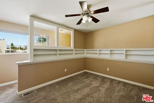 5545 Canoga Avenue 301, Woodland Hills, CA 91367