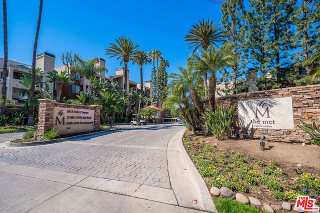5545 Canoga Avenue 301, Woodland Hills, CA 91367