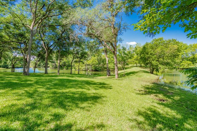 510 W Malloy Bridge Road, Seagoville, TX 75159