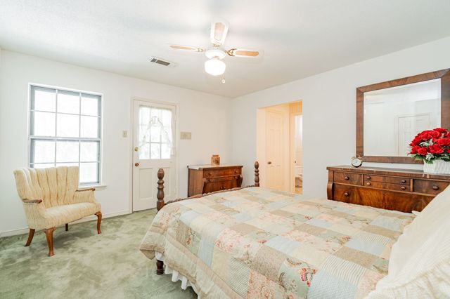 510 W Malloy Bridge Road, Seagoville, TX 75159