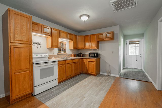 510 W Malloy Bridge Road, Seagoville, TX 75159