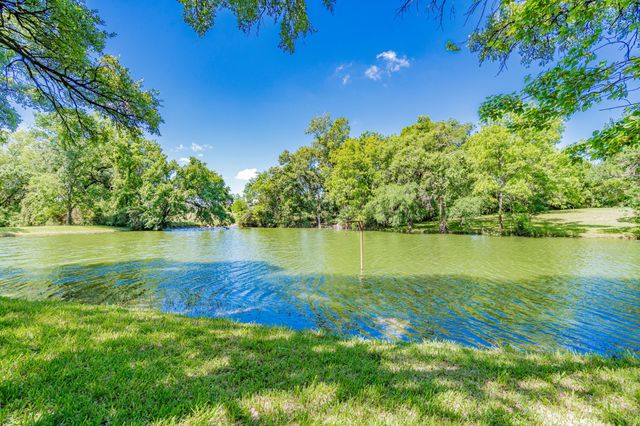510 W Malloy Bridge Road, Seagoville, TX 75159