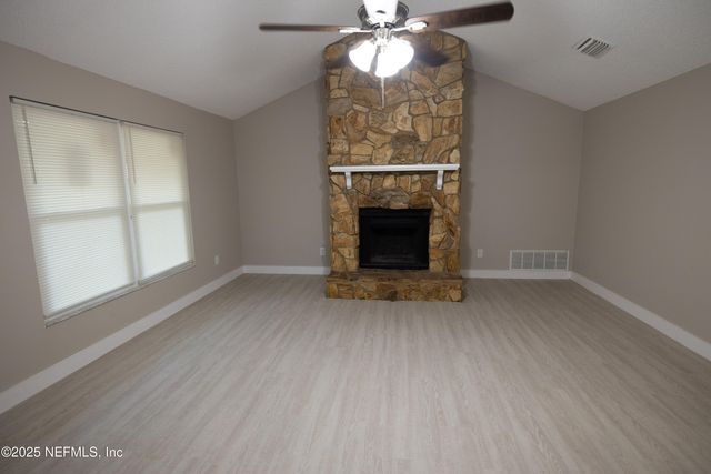 2715 PINEWOOD Boulevard N, Middleburg, FL 32068