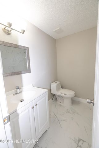 2715 PINEWOOD Boulevard N, Middleburg, FL 32068