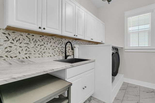 522 Marsh Cove Circle, Summerville, SC 29486