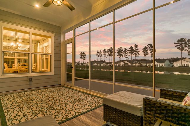 522 Marsh Cove Circle, Summerville, SC 29486