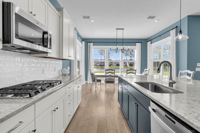 522 Marsh Cove Circle, Summerville, SC 29486