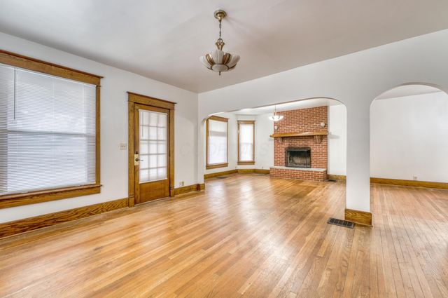 42 Union Street, Newark, OH 43055