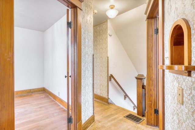 42 Union Street, Newark, OH 43055