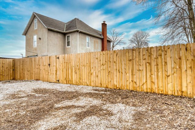 42 Union Street, Newark, OH 43055