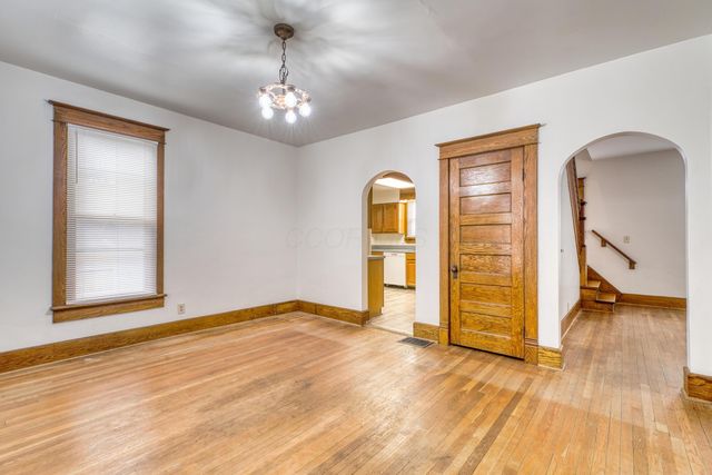 42 Union Street, Newark, OH 43055