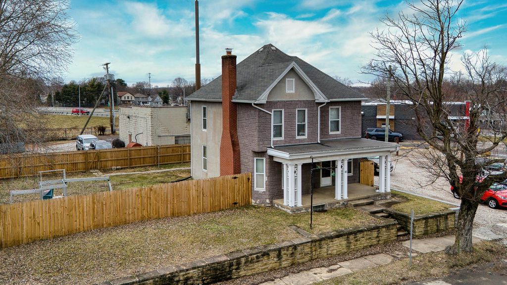 42 Union Street, Newark, OH 43055