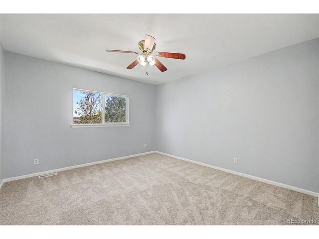 13856 Ivanhoe St, Thornton, CO 80602