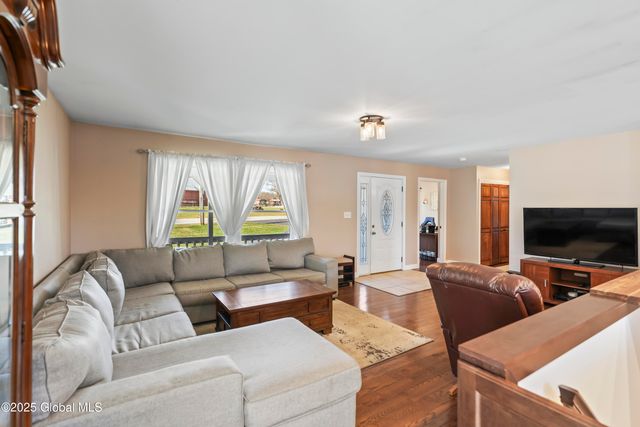 419 Brownell Road, Malta, NY 12020