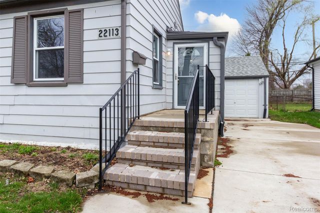 22113 Lange Street, St. Clair Shores, MI 48080