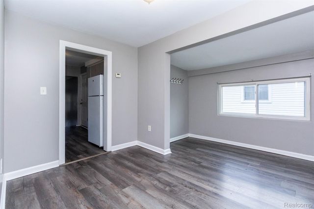 22113 Lange Street, St. Clair Shores, MI 48080