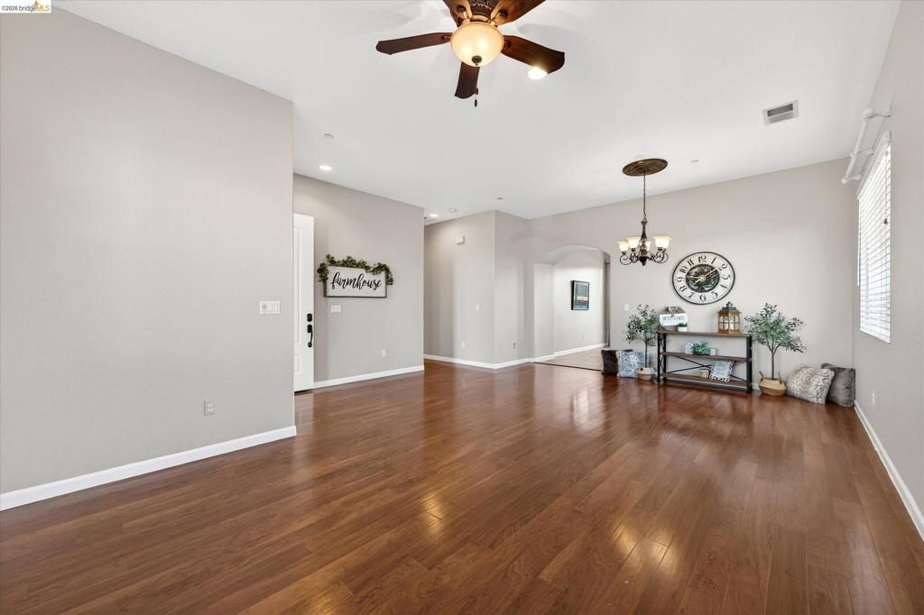 Image 5 of property listing at 3161 Knightsen Ave, Knightsen, CA 94548