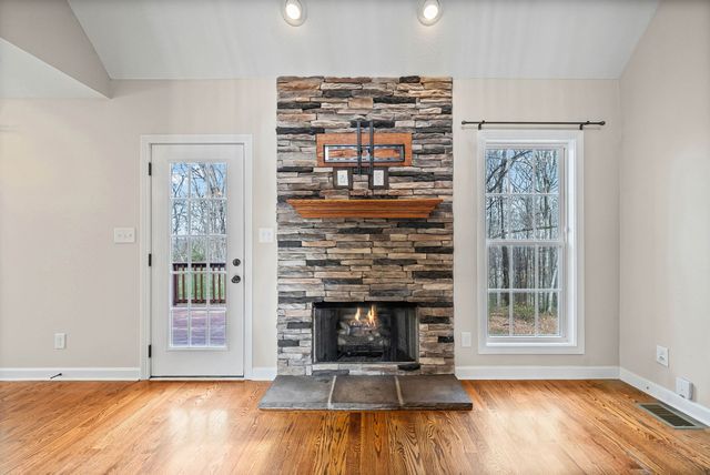 2275 Highway 149, Palmyra, TN 37142