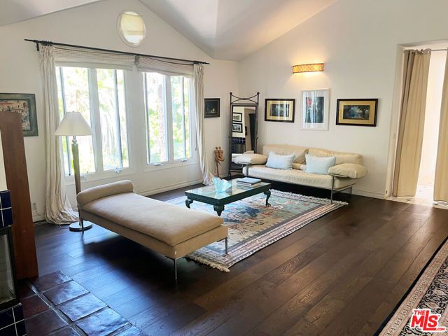 17036 Rancho Street, Encino (los Angeles), CA 91316
